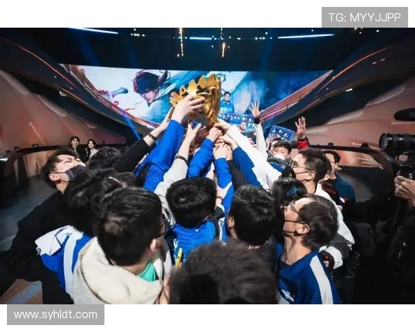 武汉eStarPro战队崛起之路：从青训到冠军，见证电竞梦想与荣耀的交织