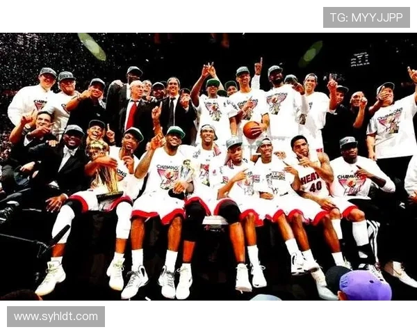 迈阿密热火迎强敌鏖战激烈赛场再现巅峰对决