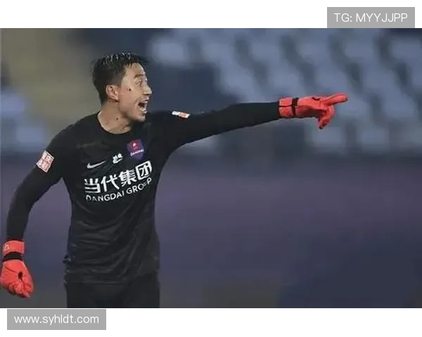 聚焦当代足球运动员成长历程与竞技精神全面发展的探索之旅新篇章