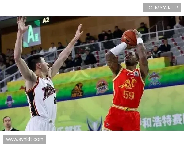 任骏飞领衔新一季篮球赛展现超强实力助力球队争冠之路